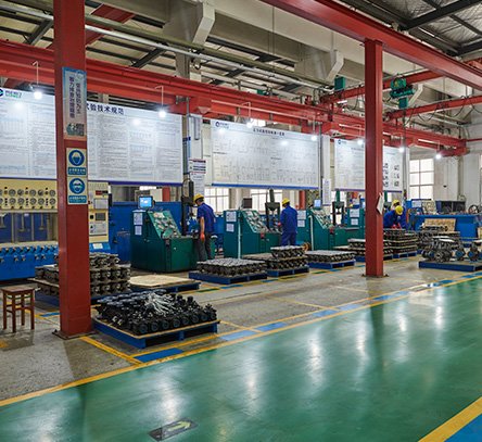 Pressure test of industrial valves